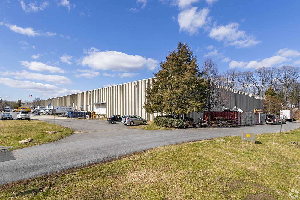 Oliver Street Capital and Wealth GPT Real Estate Acquire Three Infill Industrial Properties in Washington, D.C. Metropolitan Area  